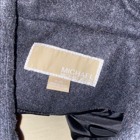 Micheal Kors coat - Picture 4 of 5